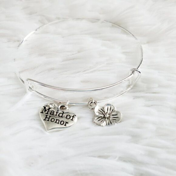 Maid of Honor Charm Bracelet, Wedding Jewelry - Picture 2 of 11